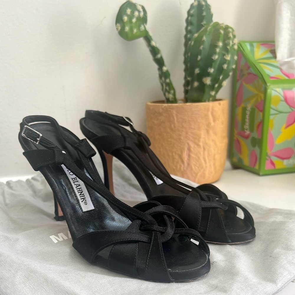 Manolo Blahnik Black Heels Size 35/US 5